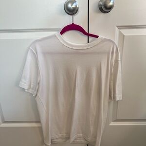 Aritzia White Short Sleeve Tee